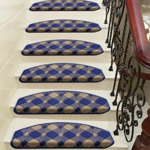 Desenli-Kendinden-Yapiskanli-Merdiven-Basamak-Paspasi-Halisi-2.jpg Desenli Kendinden Yapışkanlı Merdiven Basamak Paspası / Halısı